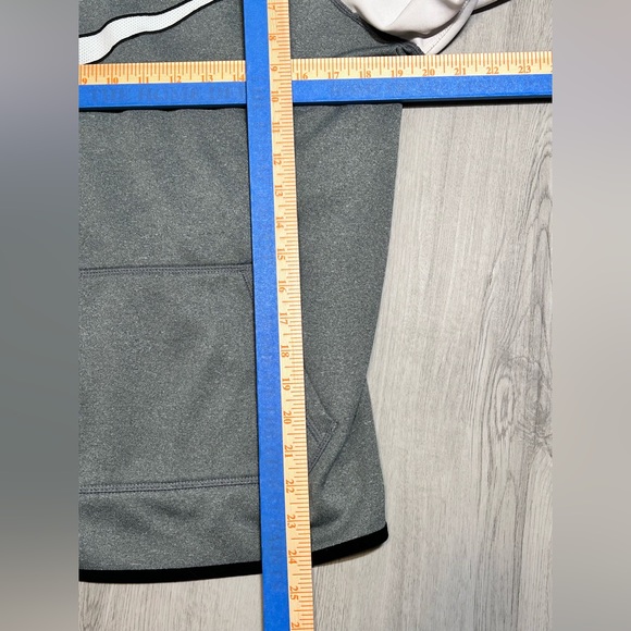 🎉HP🎉Nike Women’s Thermal Fit Long Sleeve Hoodie Gray And White Turtleneck-Medium - Picture 10 of 14